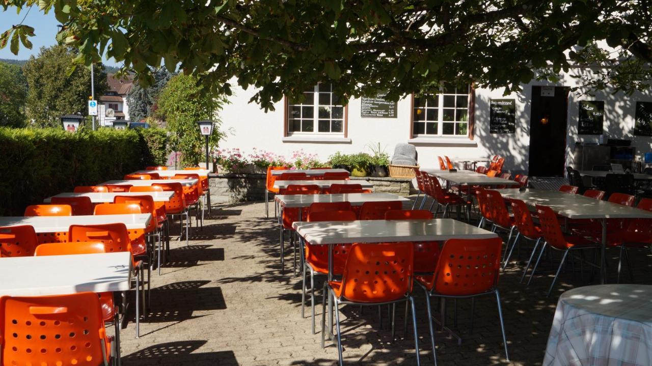 Hotel Restaurant Kreuz Kaiserstuhl Exterior foto